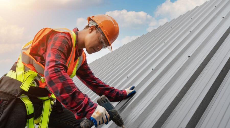 Professional gutter cleaning in Scotland, AR